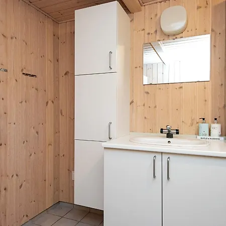 Holiday home 6 Person In Ribe-by Traum *